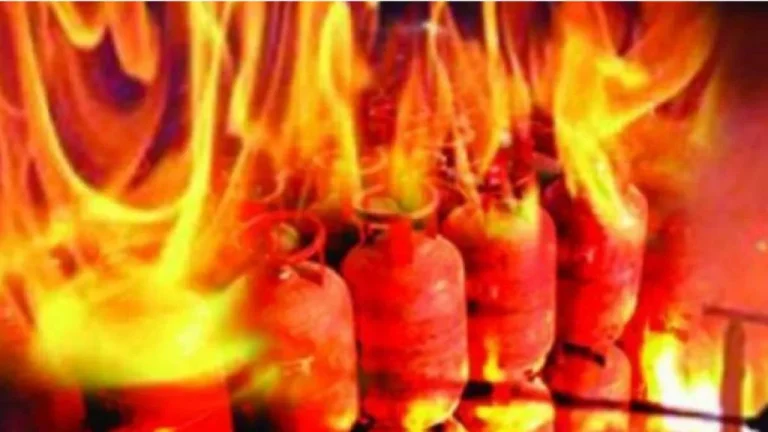 Gas explosion injures 20, burns shops in Kano