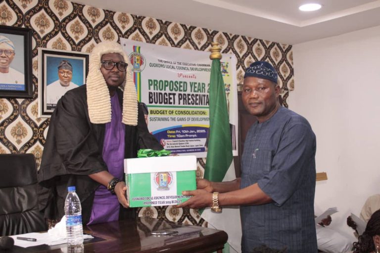 2025 Budget:Ojokoro LCDA Chief,Hon HID Tijani Presents Budget to Consolidate Developmental Gains.